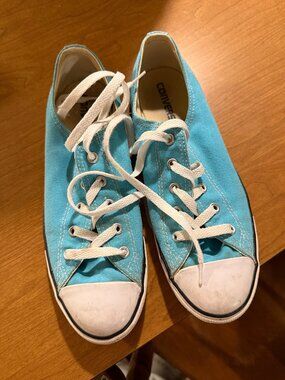 Converse Aqua color Womens size 9